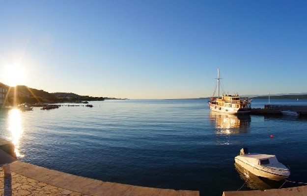 Neviđane - otok Pašman