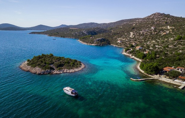 Brodski izlet Kornati & Telašćica, mala grupa