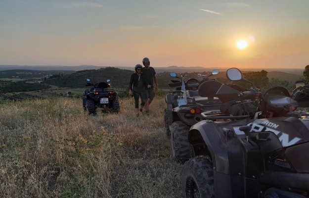 QUAD OFF ROAD- guided tours in Polača
