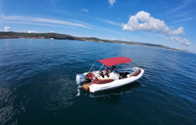 Ris Marine 650 exclusive