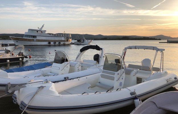 Blackfin Elegance 25