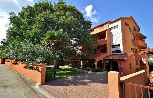  Villa Maimare