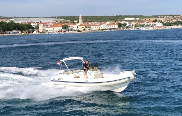 Blackfin Elegance 25