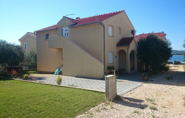 BNM 023